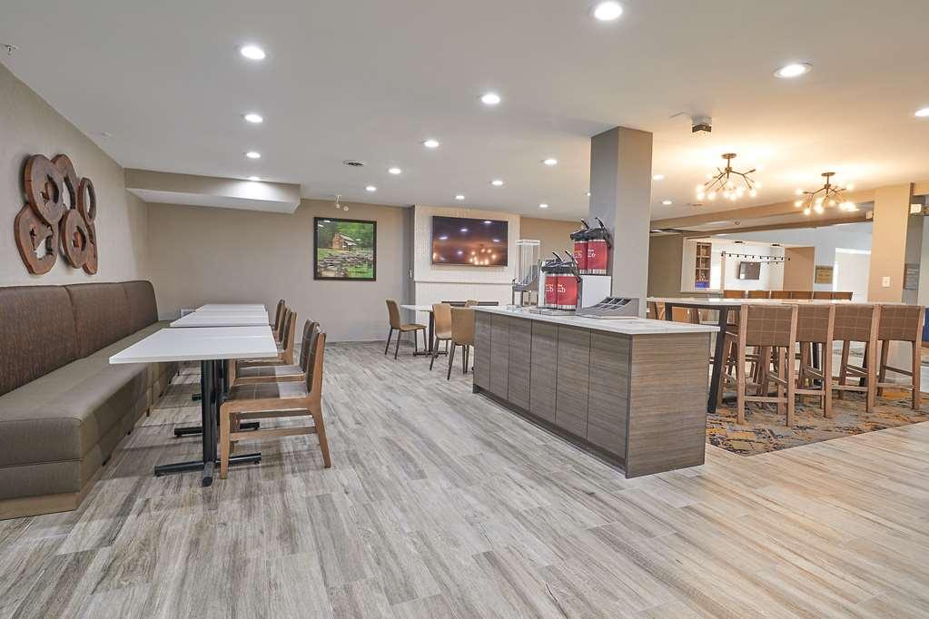 Best Western Plus Bourbonnais Hotel & Suites Létesítmények fotó