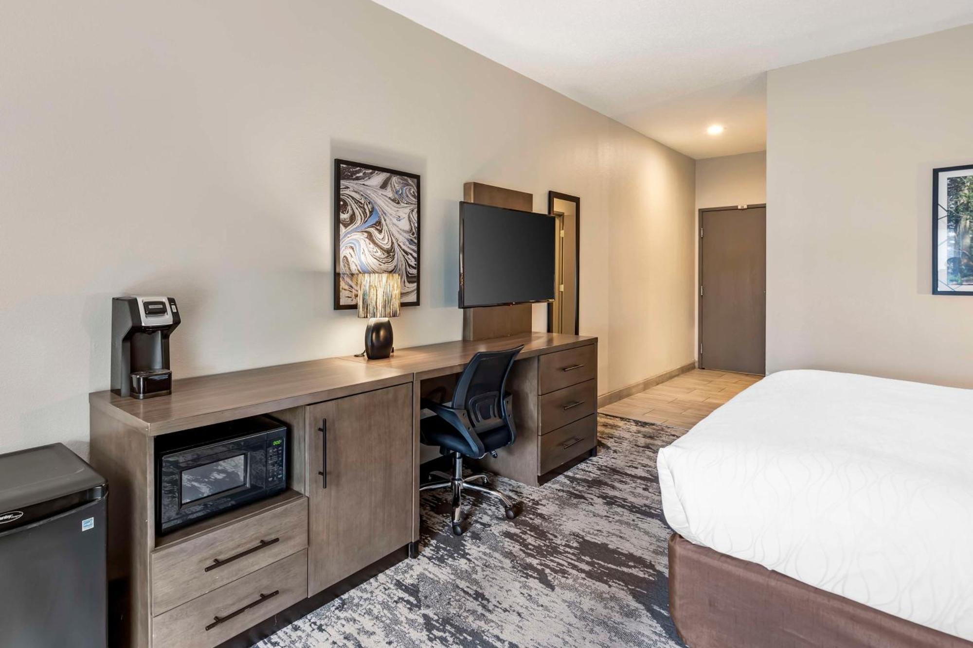 Best Western Plus Bourbonnais Hotel & Suites Kültér fotó