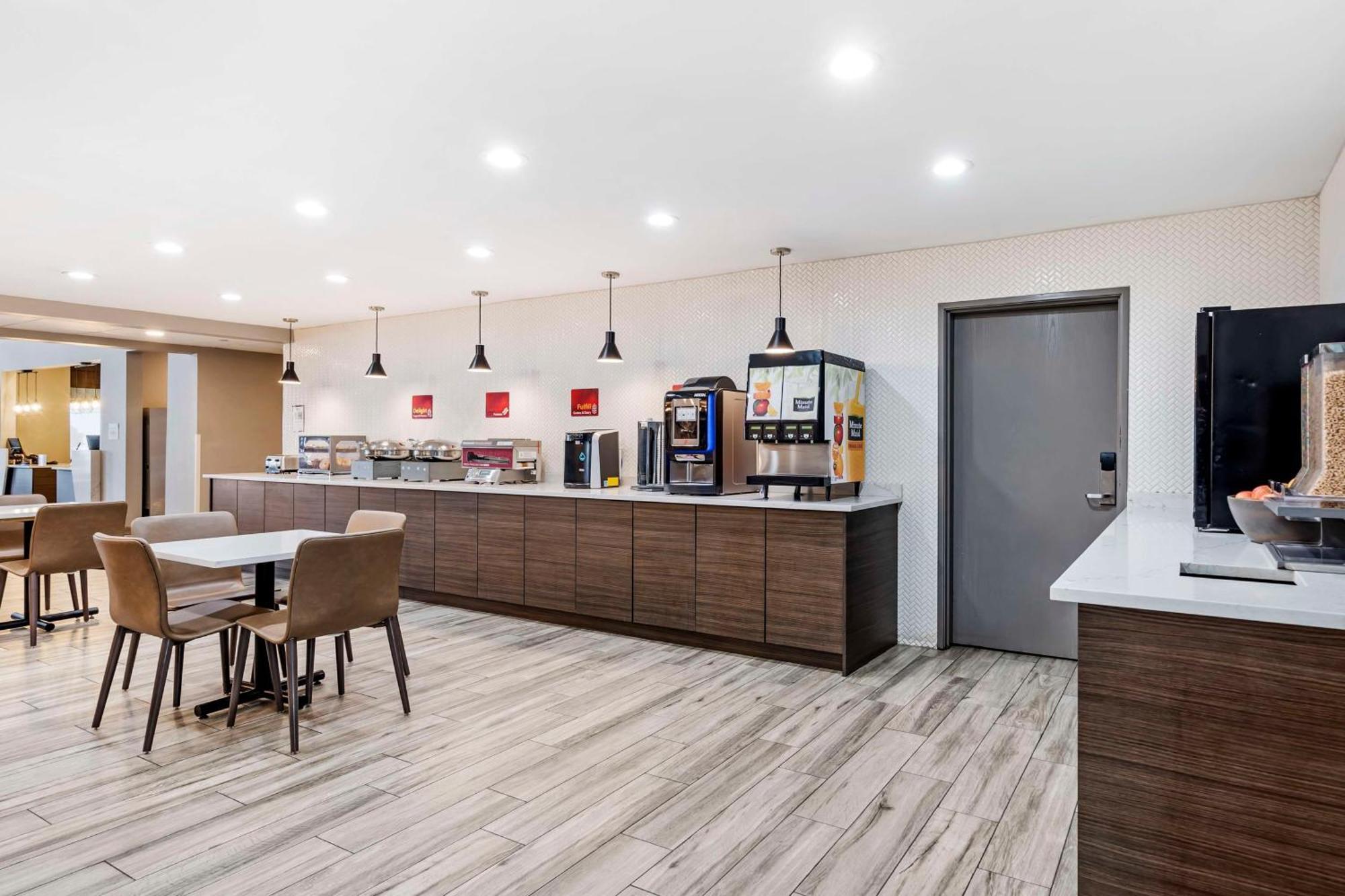 Best Western Plus Bourbonnais Hotel & Suites Kültér fotó