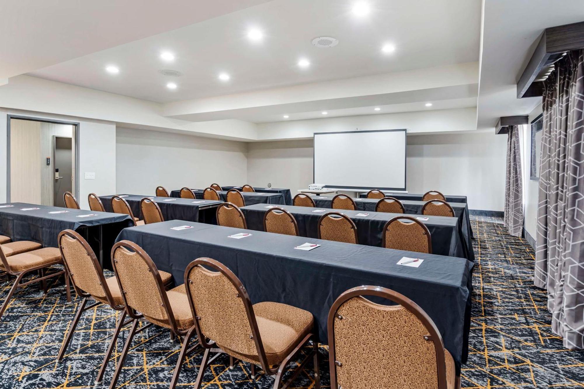 Best Western Plus Bourbonnais Hotel & Suites Kültér fotó